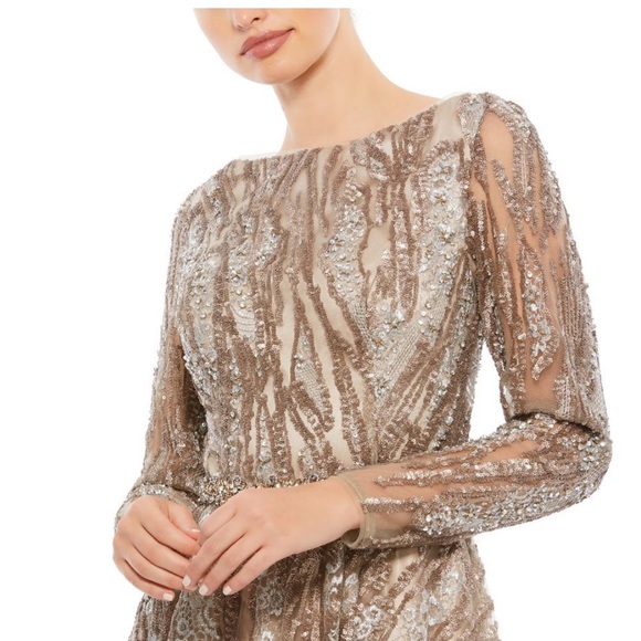 Mac Duggal Gown. Worn once. Beautiful Dress. - Picture 4 of 5